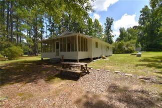 116 Ed Lasyone Rd, Pineville, LA 71360