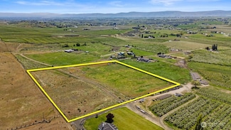 440 Yule Rd, Yakima, WA 98908