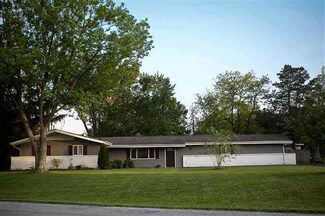 6716 Garland Dr, Fort Wayne, IN 46835