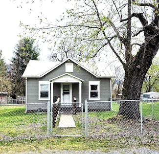 619 Catawba St, Glasgow, VA 24555