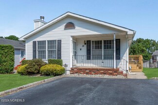 21 Parkview Way, Englishtown, NJ 07726