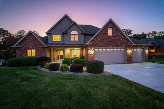 7358 Winchester Ln, Schererville, IN 46375