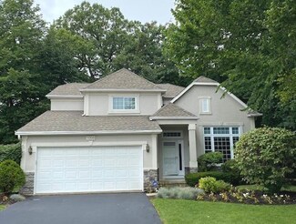 1008 S Windsor Ct, Waukegan, IL 60085