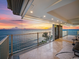 3015 Kalakaua Ave Unit 901, Honolulu, HI 96815