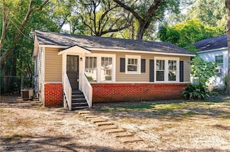 166 Crenshaw St, Mobile, AL 36606