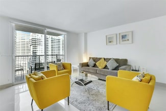 1200 Brickell Bay Dr Unit 2504, Miami, FL 33131