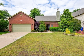 2038 W College St, Broken Arrow, OK 74012