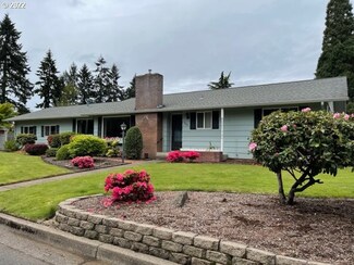 3292 Stark St, Eugene, OR 97404