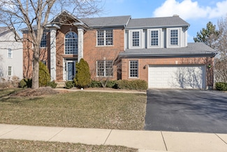 1051 Grayhawk Dr, Algonquin, IL 60102