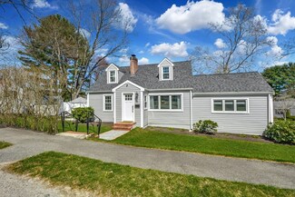34 Lufbery St, Milton, MA 02186