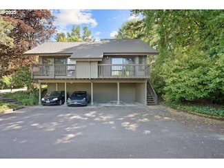 7752 SW Barnes Rd Unit B, Portland, OR 97225