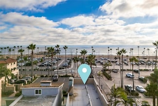 700 E Oceanfront, Newport Beach, CA 92661