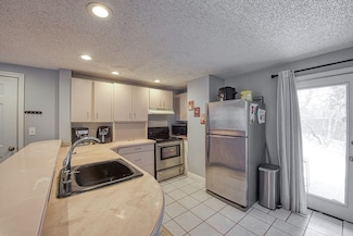 1050 Main St Unit 1, South Weymouth, MA 02190