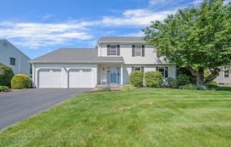 31 S Meadow Ln, Enfield, CT 06082