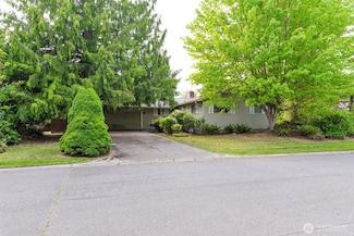 19615 23rd Ave NE, Poulsbo, WA 98370