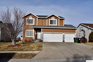 14714 Kansas Ave, Omaha, NE 68116