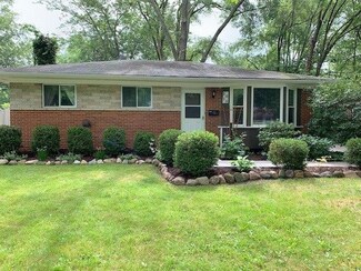 1054 Hasper Dr, Ann Arbor, MI 48103