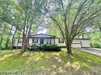 138 Rugby Ct, Crossville, TN 38558