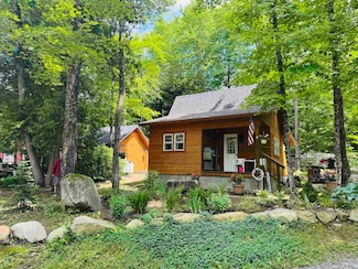 27 Birch Point Rd, Morgan, VT 05853