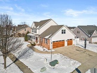 512 S Madison St, Crown Point, IN 46307