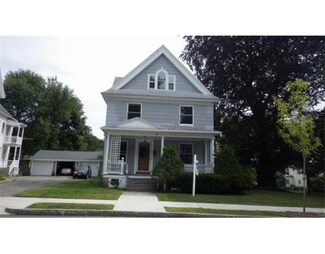 54 Richmond Ave, Worcester, MA 01602