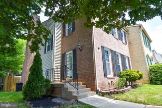 9910 Longford Ct, Vienna, VA 22181