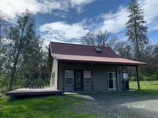 120 Hardy Ln, Hayfork, CA 96041