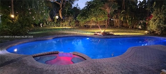 2442 Fillmore St, Hollywood, FL 33020