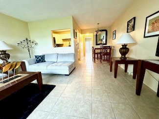 560 Horizons W Unit 106, Boynton Beach, FL 33435