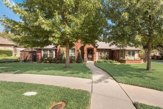 2104 N Aspenwood Dr, Grapevine, TX 76051