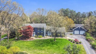 3042 Oak Ln, Stevensville, MI 49127