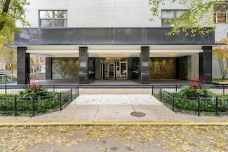 1445 N State Pkwy Unit 1904, Chicago, IL 60610