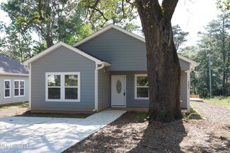 13469 Mary Ave, Gulfport, MS 39503