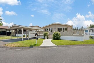 14724 N Chesapeake Ln, Mead, WA 99021