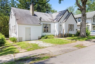 291 East St, Rayland, OH 43943