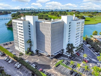 9100 W Bay Harbor Dr Unit 3AE, Bay Harbor Islands, FL 33154