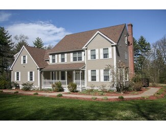 9 Maynard Rd, Berlin, MA 01503
