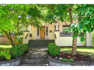210 NE Alberta St, Portland, OR 97211