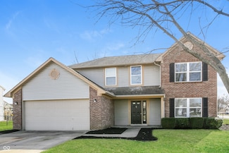 4671 Driftwood Ln, Greenwood, IN 46143