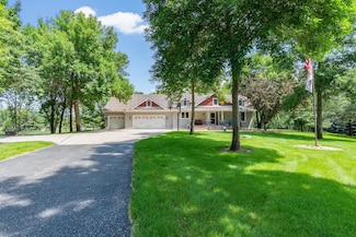 1109 Lakeview Ave, Alexandria, MN 56308