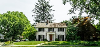 5261 N Pennsylvania St, Indianapolis, IN 46220