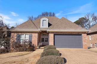 1021 Augusta Dr, Oxford, MS 38655