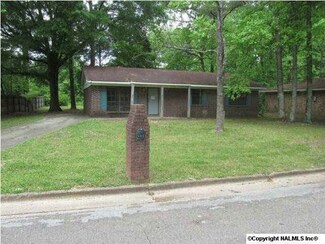 6313 Sandia Blvd NW, Huntsville, AL 35810