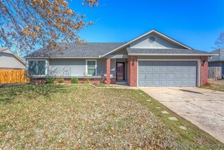 10805 E 99th Place N, Owasso, OK 74055