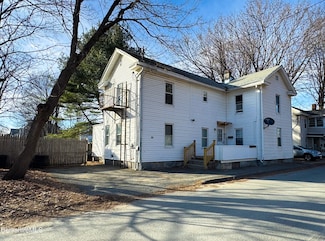 21 Pleasant St, Pittsfield, MA 01201
