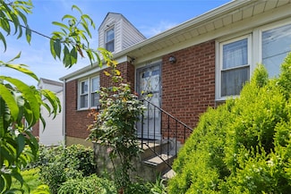 237 Woodland Ave, Yonkers, NY 10703
