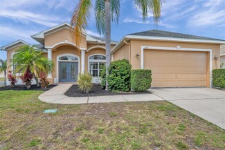 1721 Canoe Dr, Lutz, FL 33559