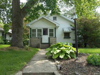 1326 S 31st St, South Bend, IN 46615