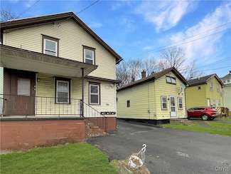 2412 Lodi St, Syracuse, NY 13208