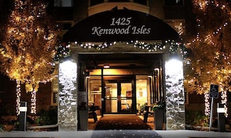 1425 W 28th St Unit 409, Minneapolis, MN 55408